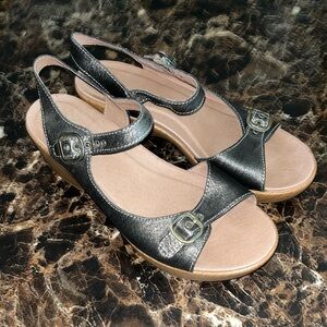 Dansko Metallic comfort sandals